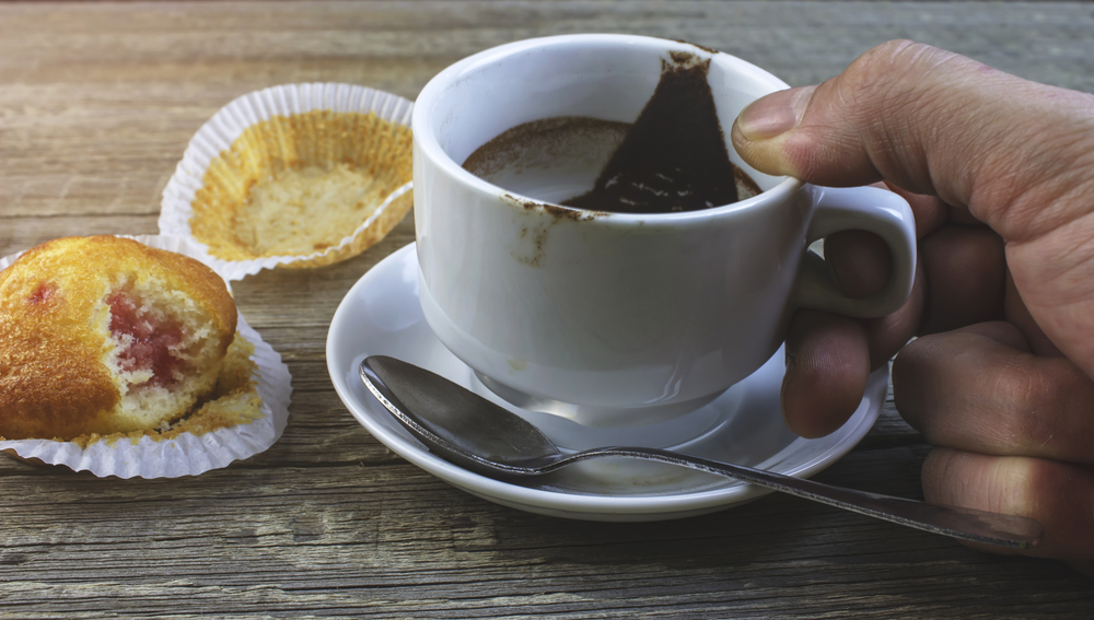Czar Poranka : Odkrywamy Sekrety Kawy – Od Nasadzenia przez Proces Palenia aż po Twoją Kieliszek Pełną Smaku.